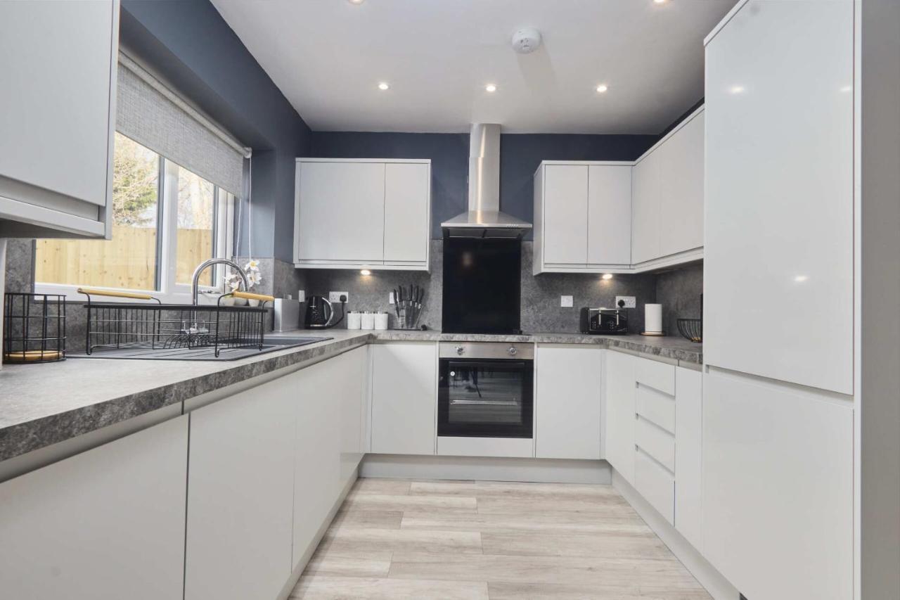 Homebird Property - The Willows Leeds  Esterno foto